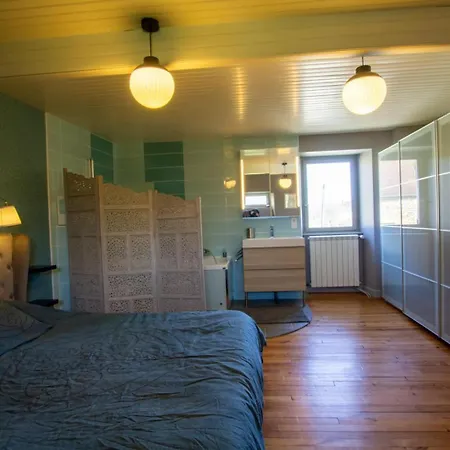 Grand Barry Holiday home *